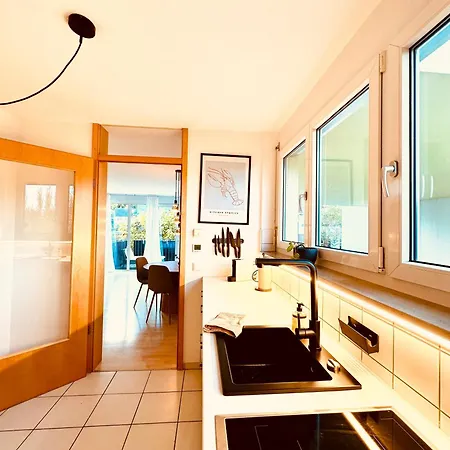 Am Baumoval 公寓 *