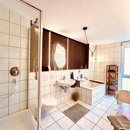 公寓 Am Baumoval 伯布林根